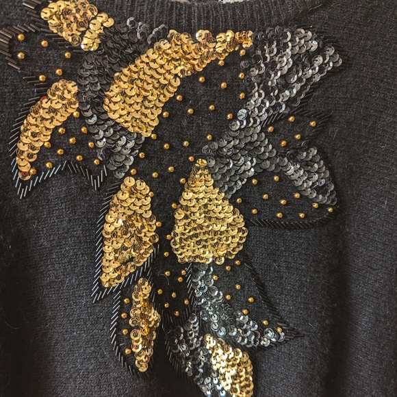 📼Vintage 80s Jane Ashley Black Lamb Wool & Angora Sequined Sweater - Small - Picture 12 of 14